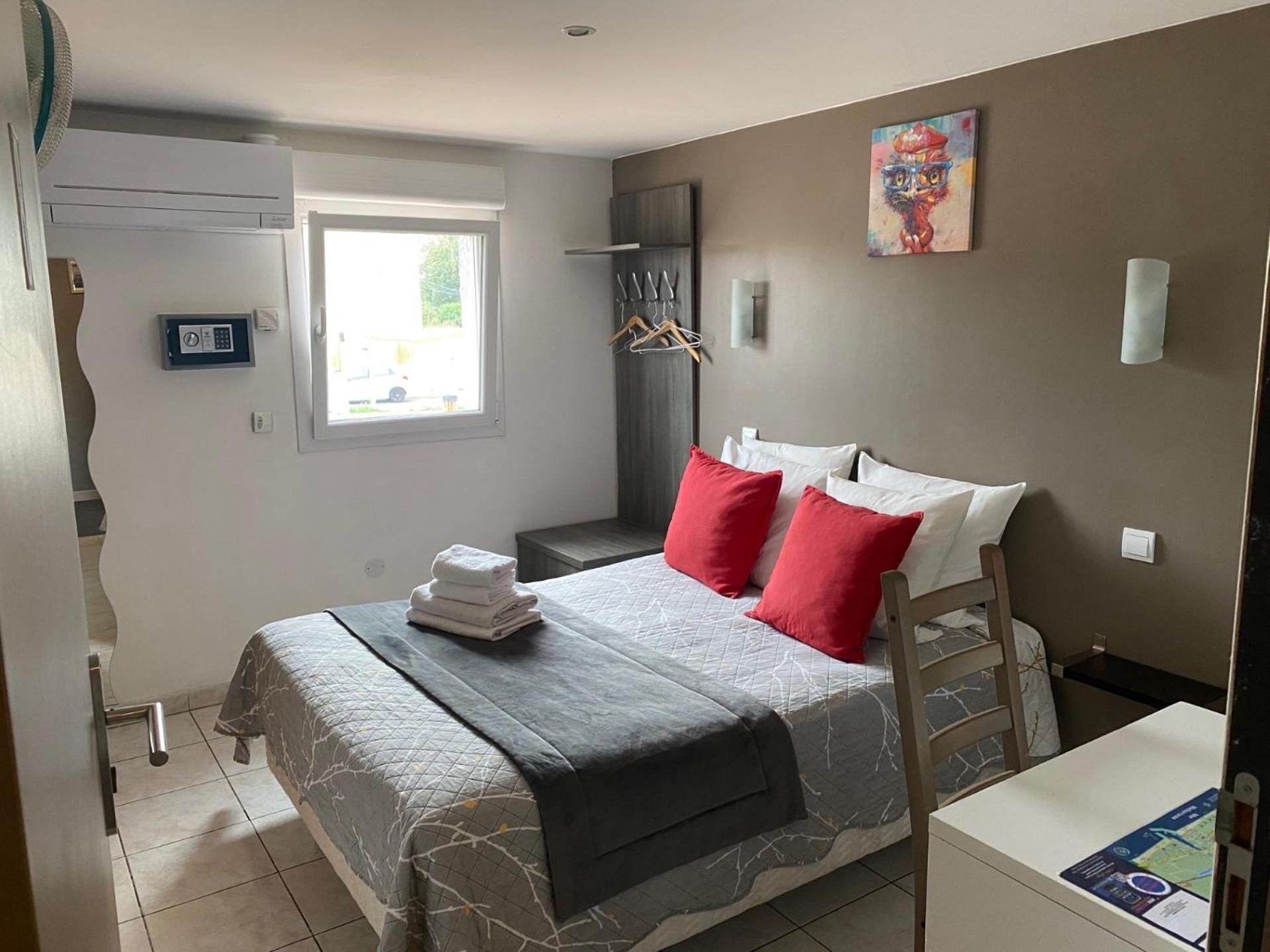 Logis Hotel La Chaumiere Marseillan  Eksteriør bilde
