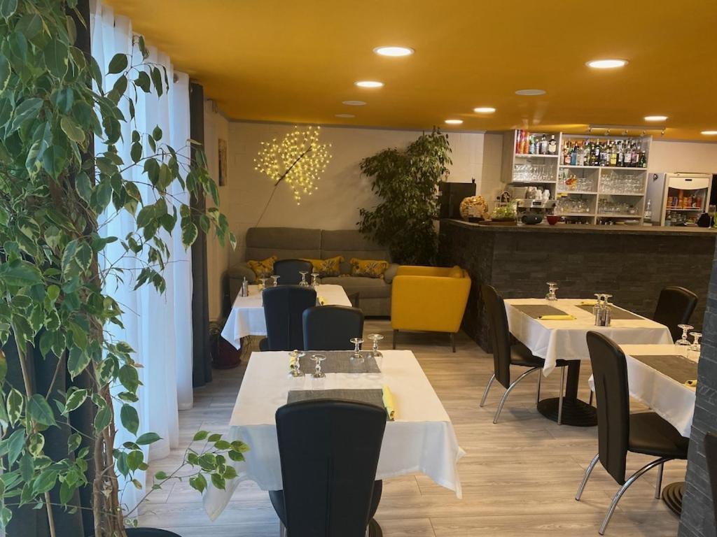 Logis Hotel La Chaumiere Marseillan  Eksteriør bilde